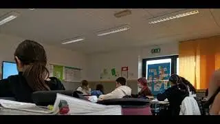 my italian classmates talking for 6 minutes (background audio template)