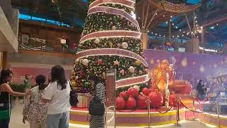 have fun with my friends in Burjuman DUBAI  #christmastree #bonding #youtube