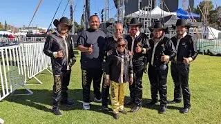 la música en vivo siempre es mejor y con  MM exelente