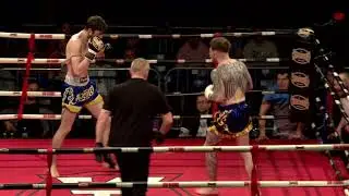 Capital 1 Muay Thai - Stephen O'Neill v Diarmuid Dunne