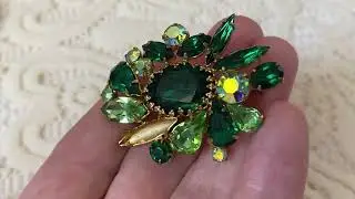 Купила небольшой лот брошей поломашек - рассматриваем.🧚&zwj;♀️🧚&zwj;♀️🧚&zwj;♀️Немного волшебных превращений🧚&zwj;♀️