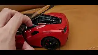 Ferrari 488 GTB (Red) (Scale 1:18) by Bburago Signature Series - Unboxing