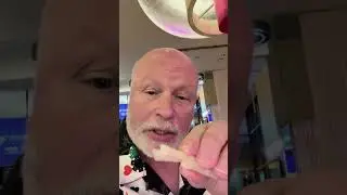 Быстрый перекус: Cafe Americano Caesars Palace #quickbite #livelife365 #caesarspalace #foodtaste