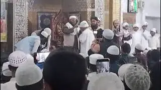 দারুল কোরআন ইসলামিয়া  মাদ্রাসার ছাত্রদের পাগড়ী প্রদান 