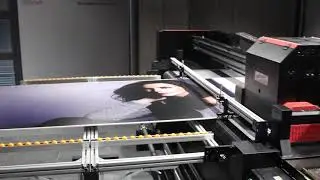 Hybrid UV  Printer with Flatbed and Roll to roll printing together