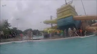 Cascade Bay Blue Typhoon & Red Hurricane Slides