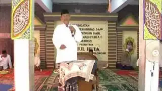 KH Dimyati Rois (2) ponpes miftahul huda pekalongan maulid nabi dan haul Th 2010 part 7