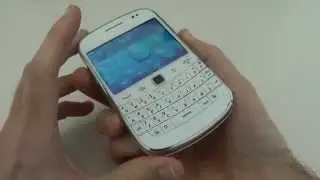 Blackberry Bold 9900 White
