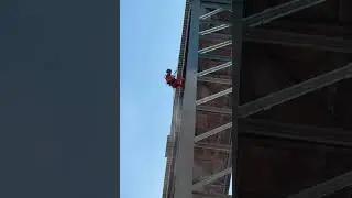 Rope Access work spray panting #youtubeshorts#spraypainting #ropeaccesstechnician