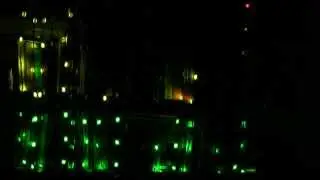 Wall of Holiday plays Au Port