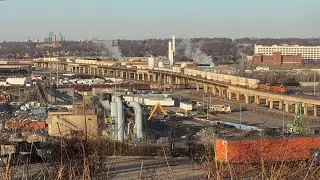 BNSF intermodal on the Sheffield Flyover in Kansas City, Missouri 