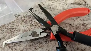 Explainer Video: Palmarius Stainless Steel Split Ring Pliers