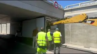 Les services de sécurité opèrent afin de retirer le camion du tunnel de Campo