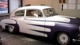 Air Bagged 49  Chevy Feetline.wmv