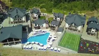Westhills Cottage Town