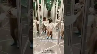 Don't make the mistake of going into this mirror bhool bhulaiyaa 😨 #ytshorts