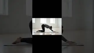 The Right Way to Do Crunches Without Neck Strain