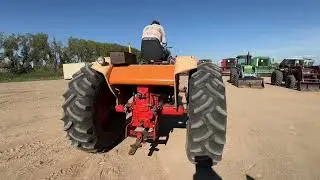 Case 930 Comfort King 2WD tractor, S/N 8344832, Selling August 18, 2024 @ www.fraserauction.com