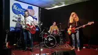 Mike Ross Band   12
