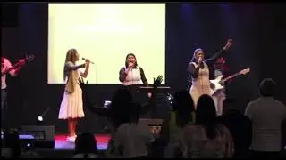 Gisele Santos-Medley Grande é o senhor+consagração+porque ele vive.igreja Missão ADPA