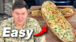 This Is The Easiest Garlic Cheese Bread Recipe You'll EVER Make!