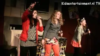 Lisa, Amy & Shelley - Fout Ventje @ Hitz voor Kidz Mega Disco Party! (27 juni 2012)