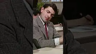MR BEAN NEEDS ALL THE HELP FOR THE EXAM #mrbeancartoons #animation #britishcomedy #shorts