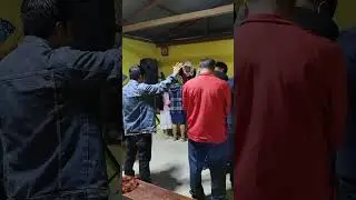 Efesios 6:11-1  Revestíos con[a] toda la armadura de Dios para que podáis estar firmes..