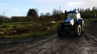 New Holland TM125
