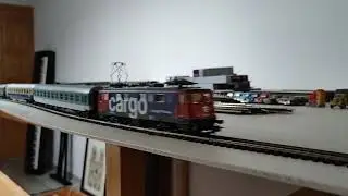 Locomotiva AE 6/6 și vagoane călători DB epocă III-IV &icirc;n viteza