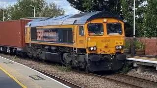 &ldquo;Charity Railtours&rdquo; 66782 4L11 with 35 containers 12;52 running 3E 9/9/2025