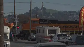 BNSF 7202 Power Move East In Richmond, California