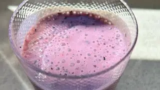 Blueberry smoothie 🫐🥤recipe in description #blueberries #smoothie #sweet #brainpower #brainfood