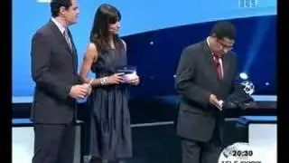 Cristiano Ronaldo receives his award. 28-09-08 (exclusive RTP)