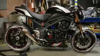 Triumph triple cafe
