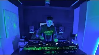 WOW SESSIONS | Crab @ Wave on Wave Studio