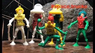 Swoppet Style Spacemen from the 60s or 70s (or 80s?) Hey, Who Knows What These Things Are