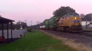 UP 8140 leads WB stacktrain with C45ACCTE DPU