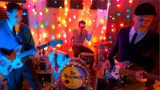 The Volcanics - &ldquo;Hark! The Herald Angels Sing&rdquo; Official Music Video