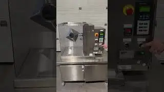 BID ON EQUIPMENT Item: 409809 - SERVO LIFT Table-Top Lab Tote Blender