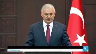 Turkey purge: Erdogan to hold defence meeting as crackdown continues