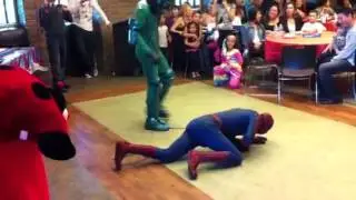 Spider-man defeats Green Goblin at Birthday party