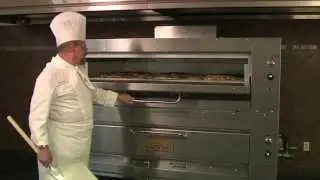 Шеф-повар Крейг Смит и печи для пиццы Montague Hearth-Bake