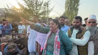 DDC Chairperson Pooja Thakur emotiona_l address to proteste_rs outside police station Kishtwar