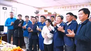 Chăm lo từ những điều giản dị: Than N&uacute;i B&eacute;o tổ chức sinh nhật cho c&ocirc;ng nh&acirc;n