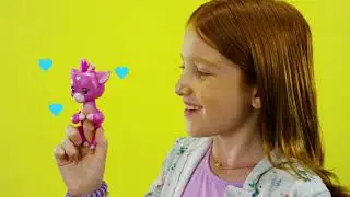 Fingerlings Baby Giraffe