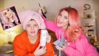 Twin Swap dying each other’s hair PINK