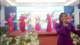 Tiết mục giao lưu mùa xuân trên quê hương của câu lạc bộ khu phố 1 Tân Sơn