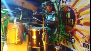palha&ccedil;o Fofoquinha cocano bateria no circo