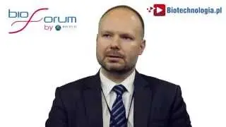 Czym charakteryzuje się hybrydowy model działalności firmy BLIRT? - Jacek Witt